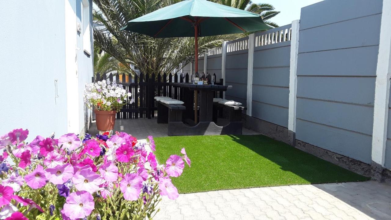 Maggie'S Accommodation Swakopmund Exterior photo